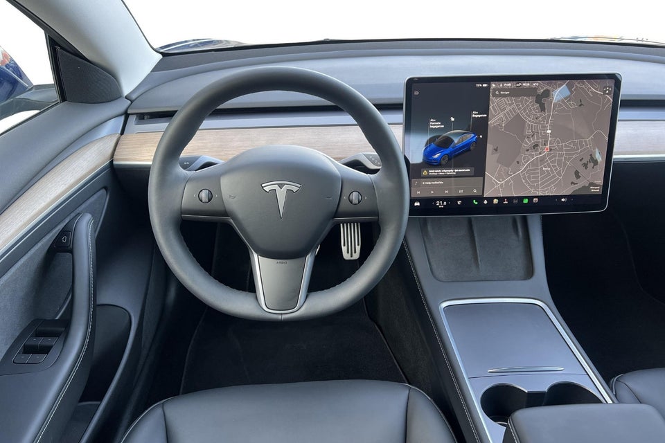 Tesla Model 3 Long Range AWD 4d