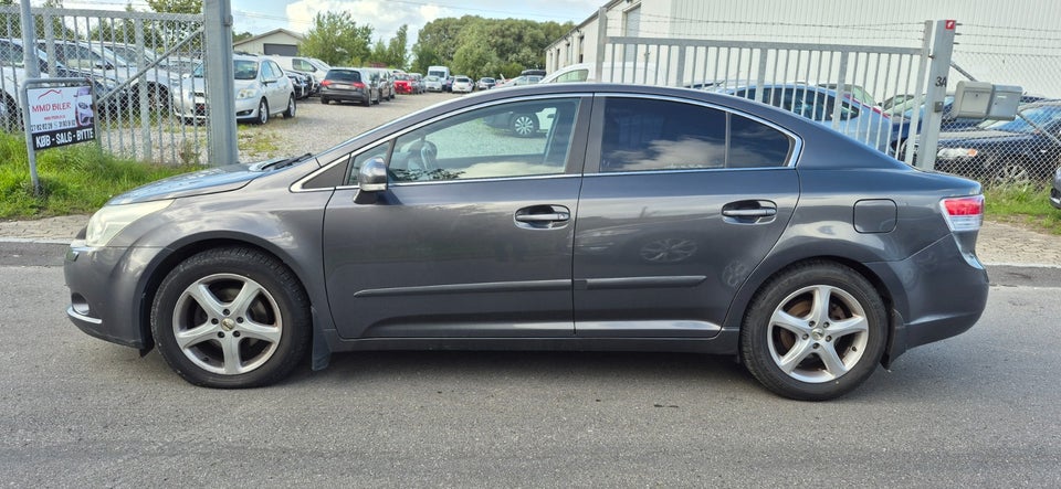 Toyota Avensis 2,0 D-4D T3 4d