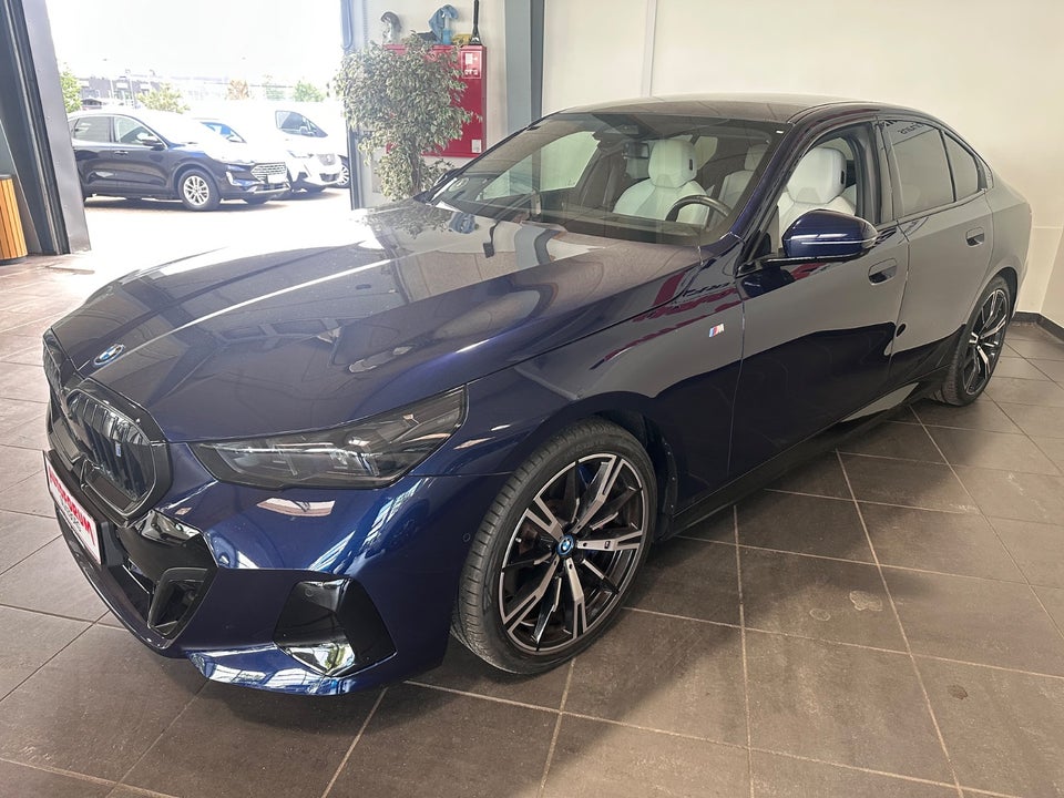 BMW i5 eDrive40 M-Sport Pro 4d