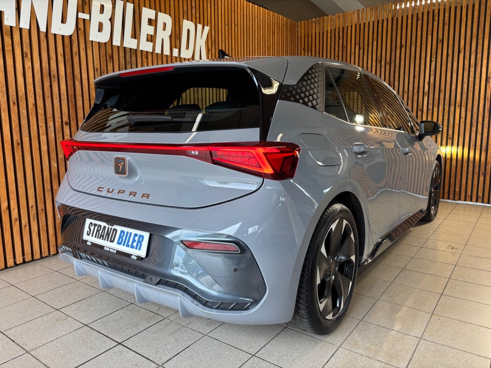 Cupra Born 58  5d