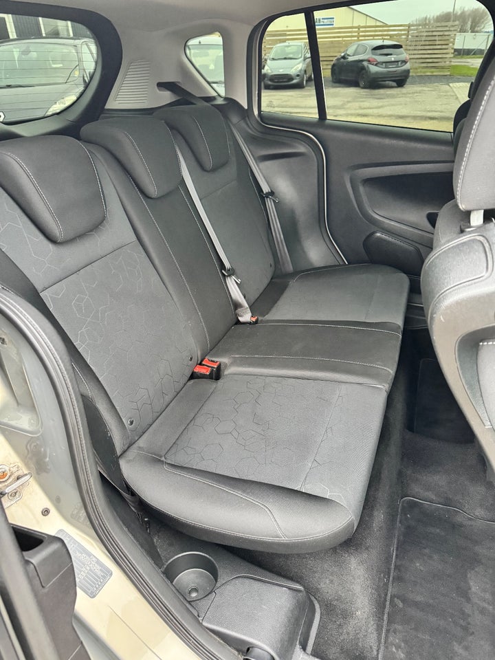 Ford B-MAX 1,0 SCTi 100 Titanium 5d