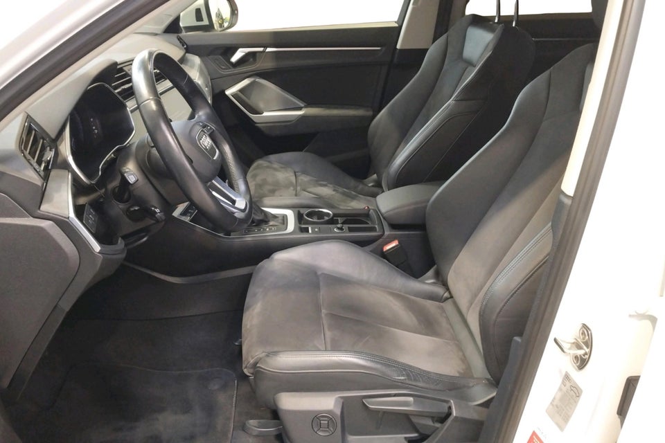 Audi Q3 45 TFSi e S-line plus S-tr. 5d