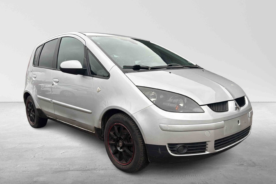 Mitsubishi Colt 1,3 Invite Coolpack aut. 5d