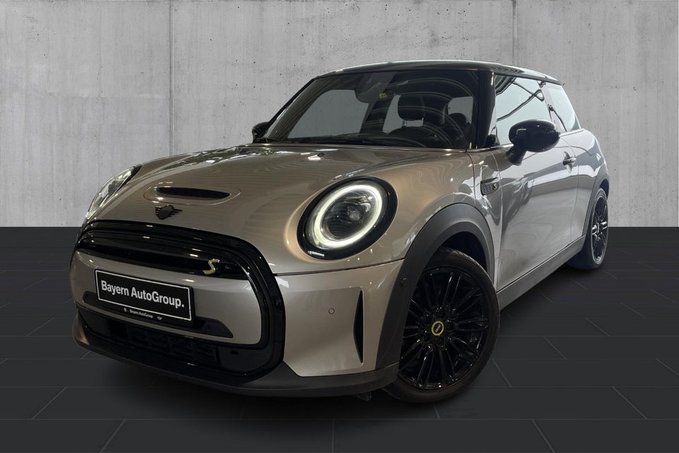 MINI Cooper SE Maximise 3d
