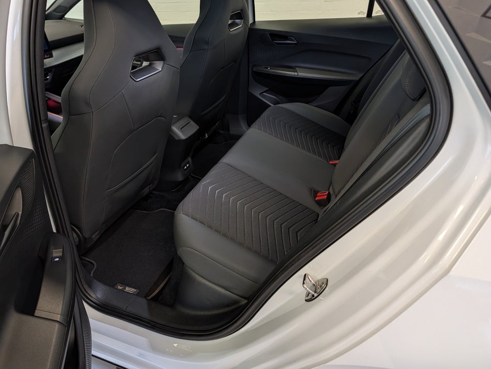 Cupra Born 58 High 5d