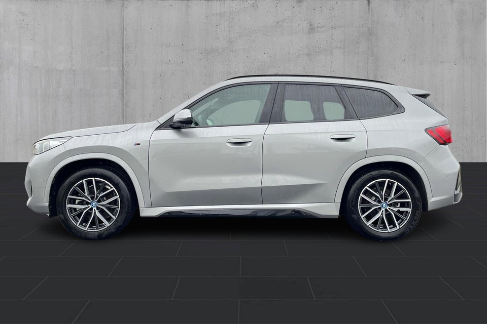 BMW iX1 eDrive20 M-Sport 5d