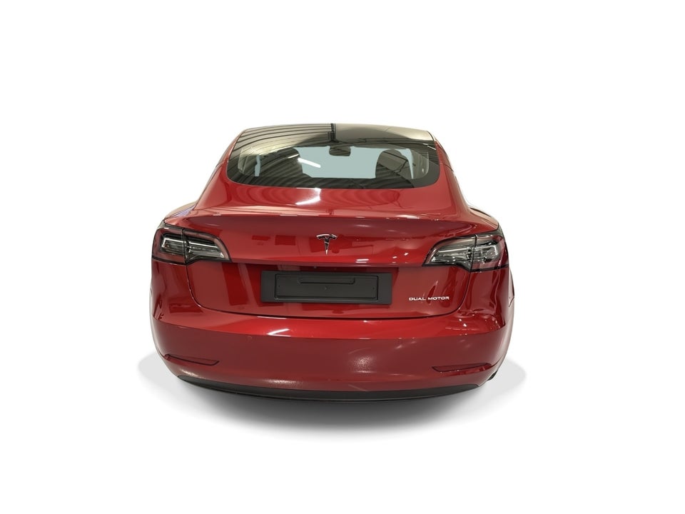 Tesla Model 3 Long Range AWD 4d