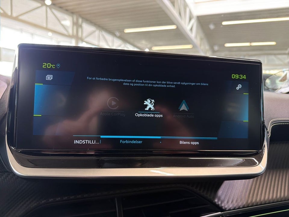 Peugeot e-208 50 GT 5d