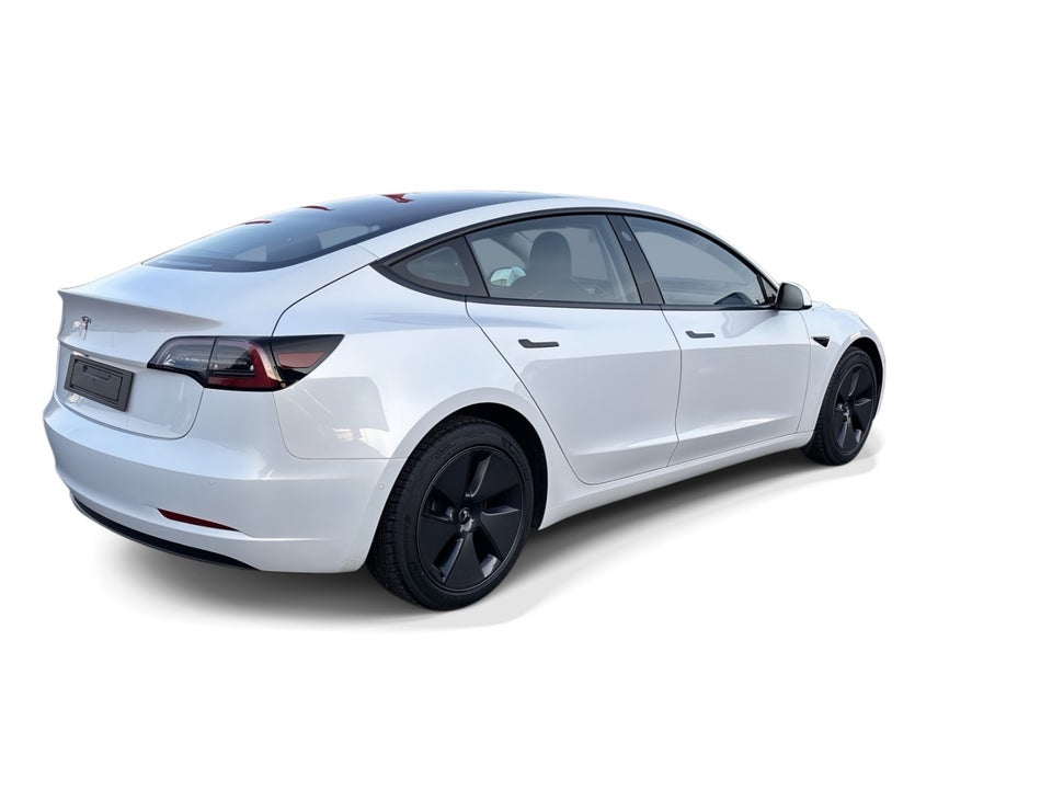 Tesla Model 3 Standard Range+ RWD 4d