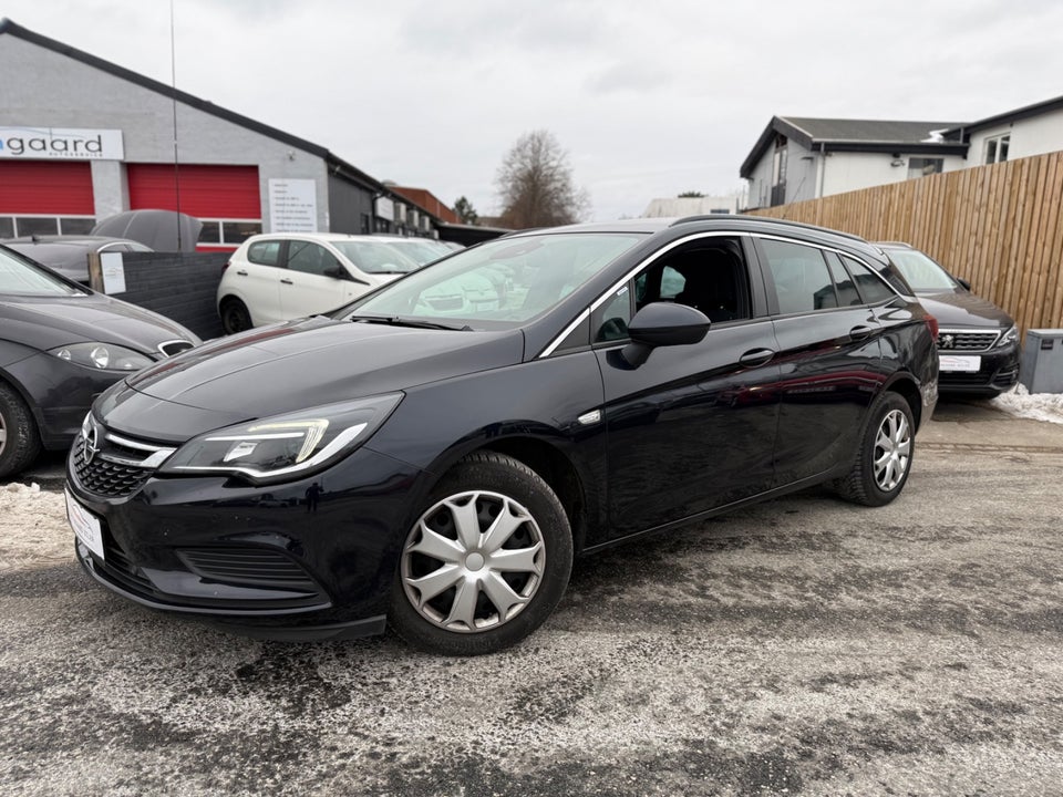 Opel Astra 1,6 CDTi 136 Enjoy Sports Tourer 5d