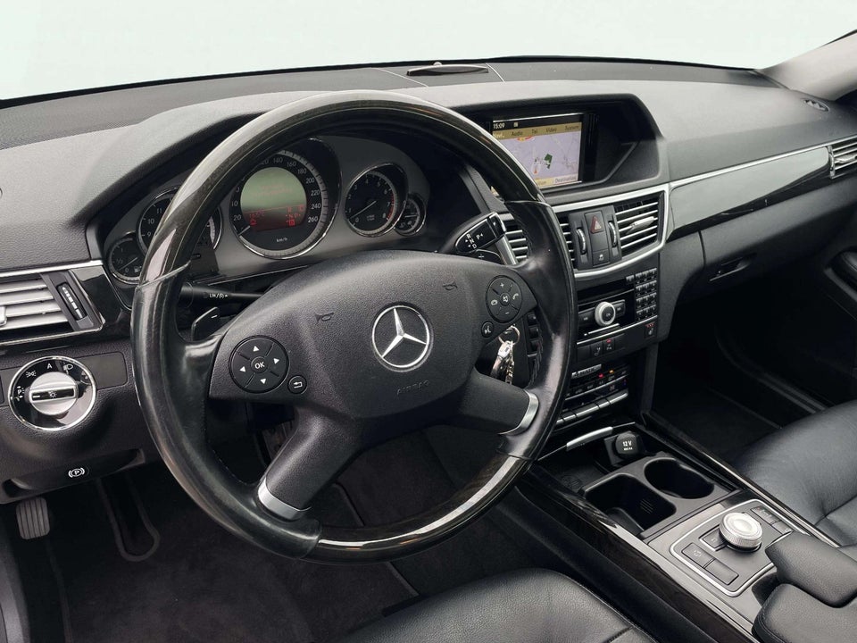 Mercedes E350 3,5 Elegance aut. 4Matic 4d