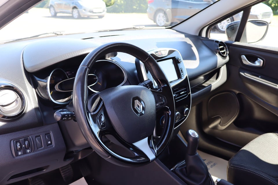 Renault Clio IV 1,5 dCi 75 Expression Sport Tourer 5d