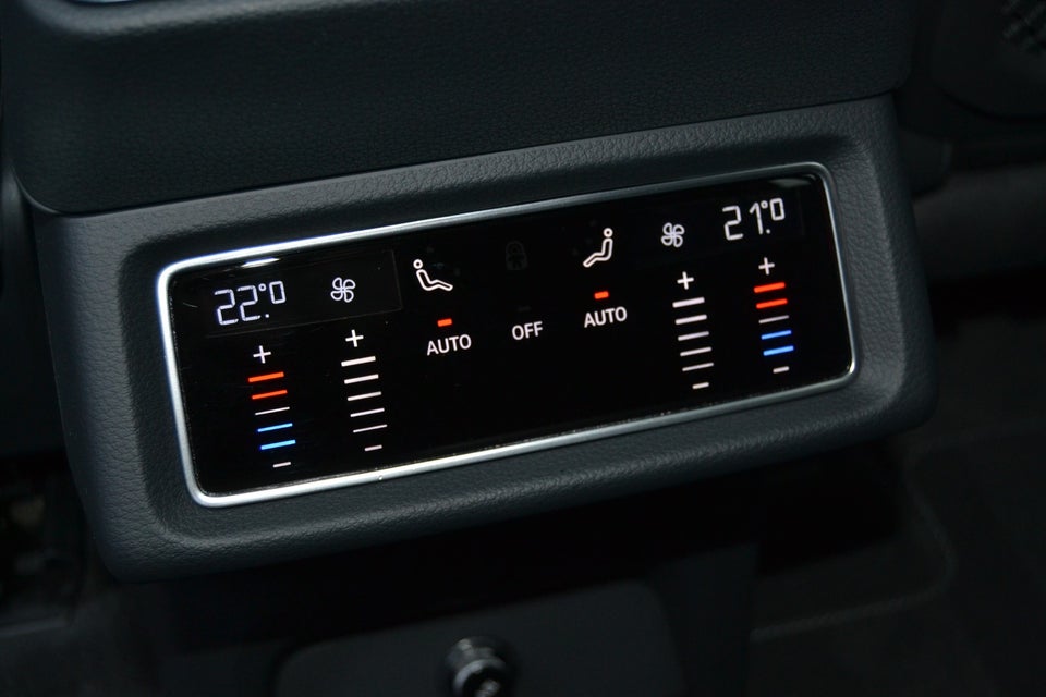 Audi e-tron 55 S-line quattro 5d