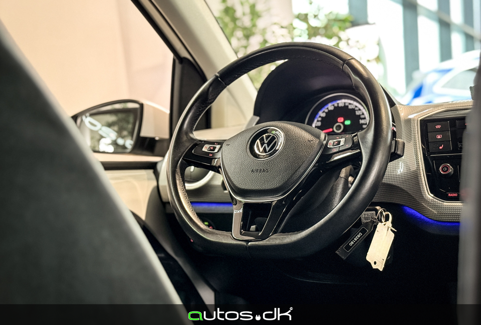 VW e-Up! Style Plus 5d