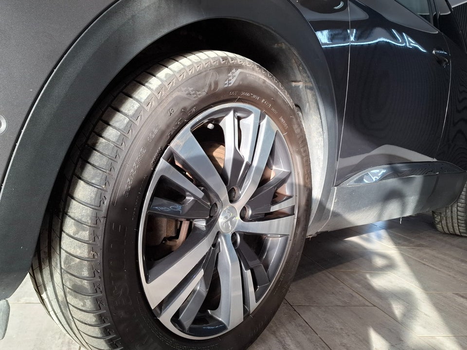 Peugeot 3008 1,6 Hybrid Allure Pack EAT8 5d