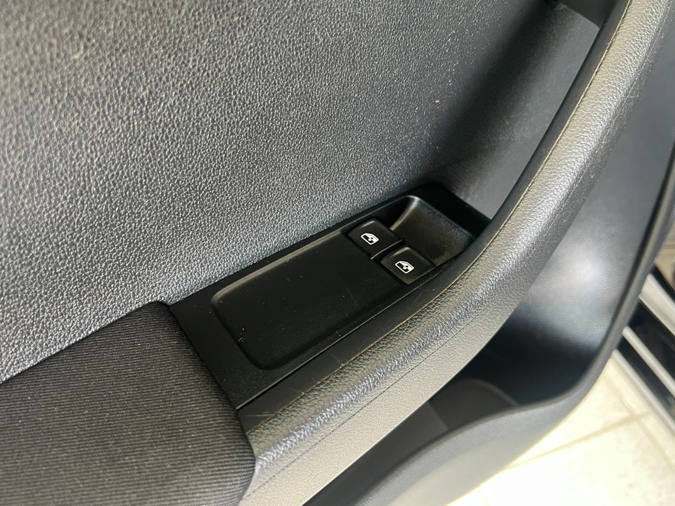 Skoda Fabia 1,0 MPi 75 Active 5d