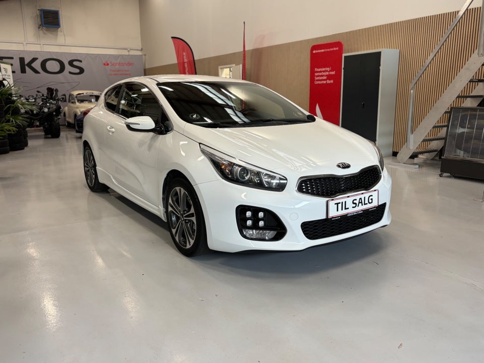 Kia Ceed 1,6 CRDi 136 GT-Line Limited 5d