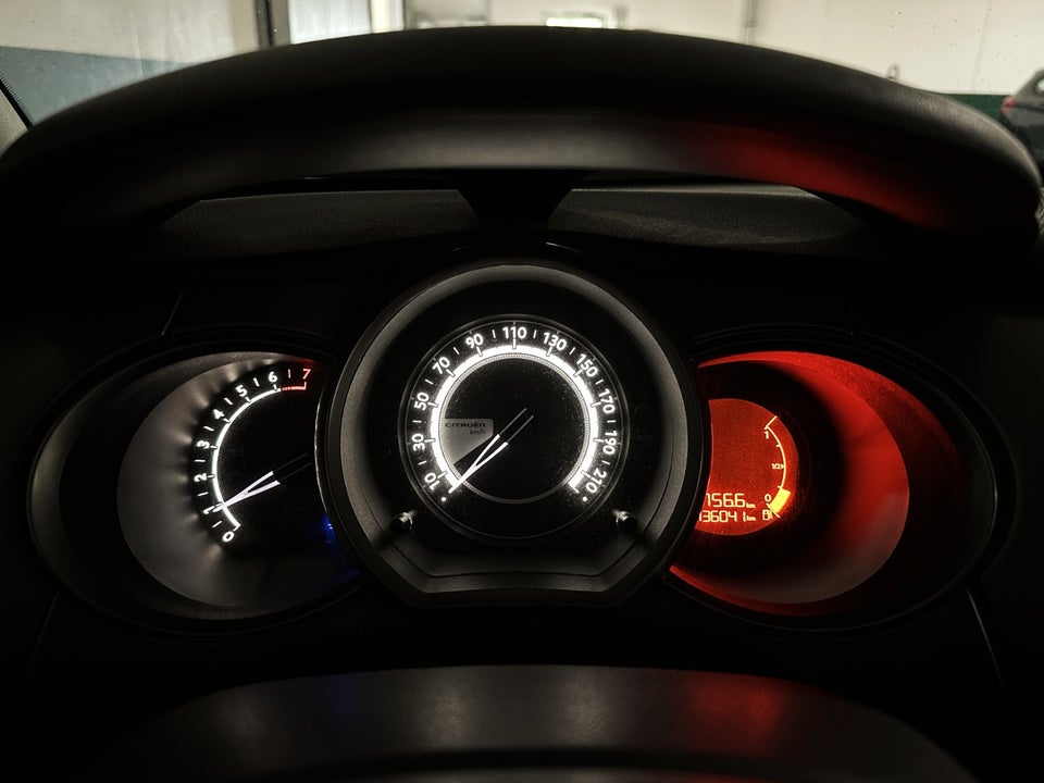 Citroën C3 1,0 VTi 68 Attraction 5d