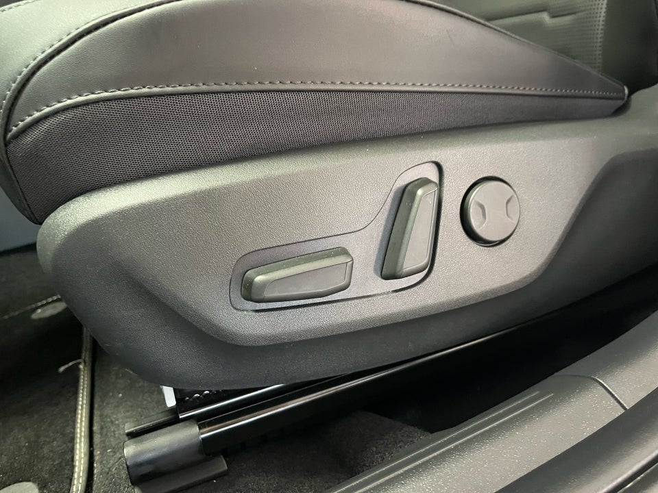 Kia Niro 64 EV Inspire 5d