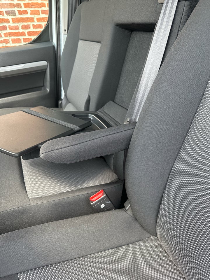 Peugeot Expert 2,0 BlueHDi 144 L3 Premium Van