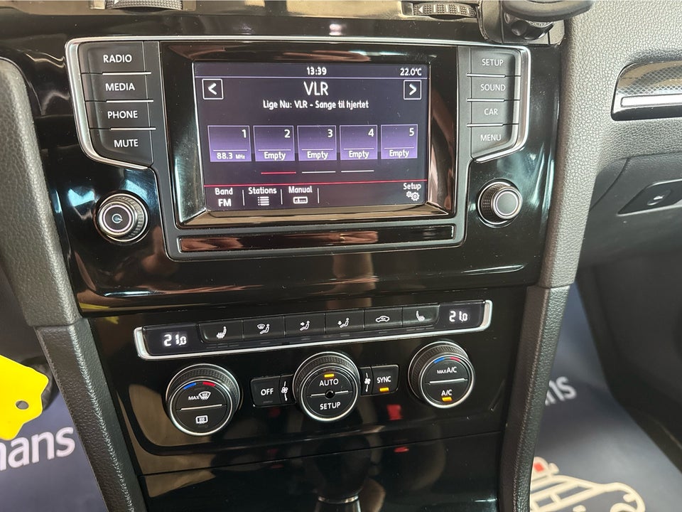 VW Golf VII 1,4 TSi 140 Highline Variant BMT 5d