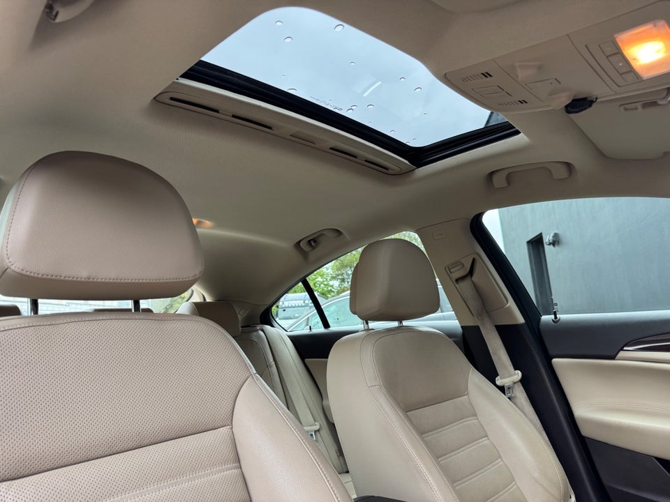 Opel Insignia 1,6 T 180 Cosmo 5d