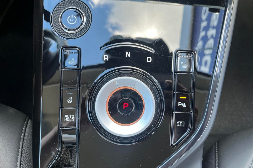Kia Niro 64 EV Premium 5d