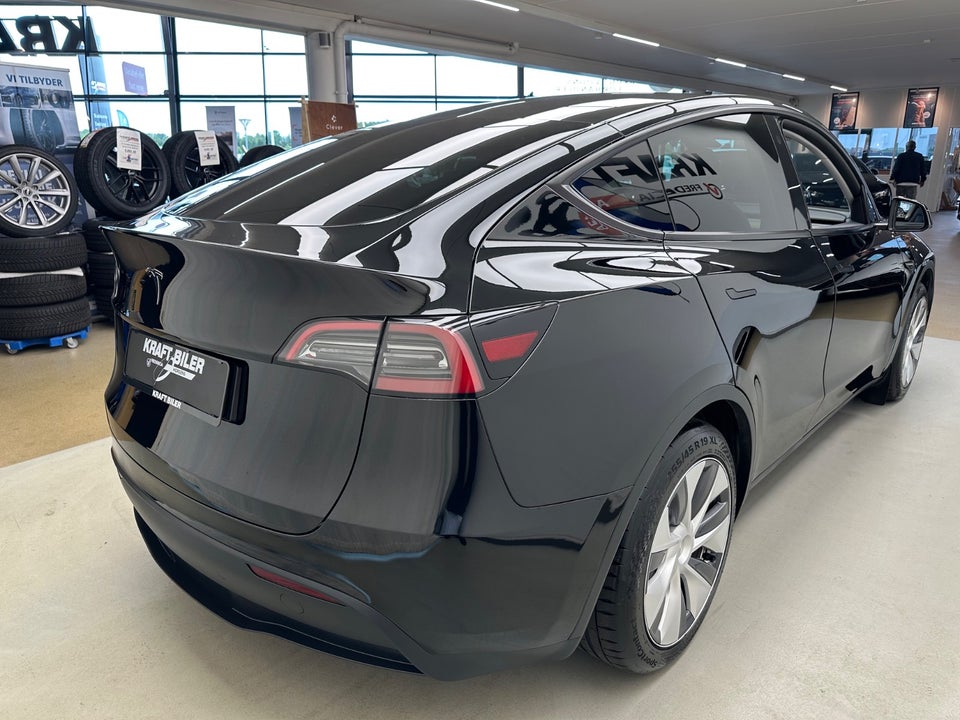 Tesla Model Y RWD 5d