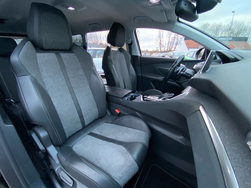 Peugeot 5008 1,6 e-THP 165 Allure EAT6 7prs 5d