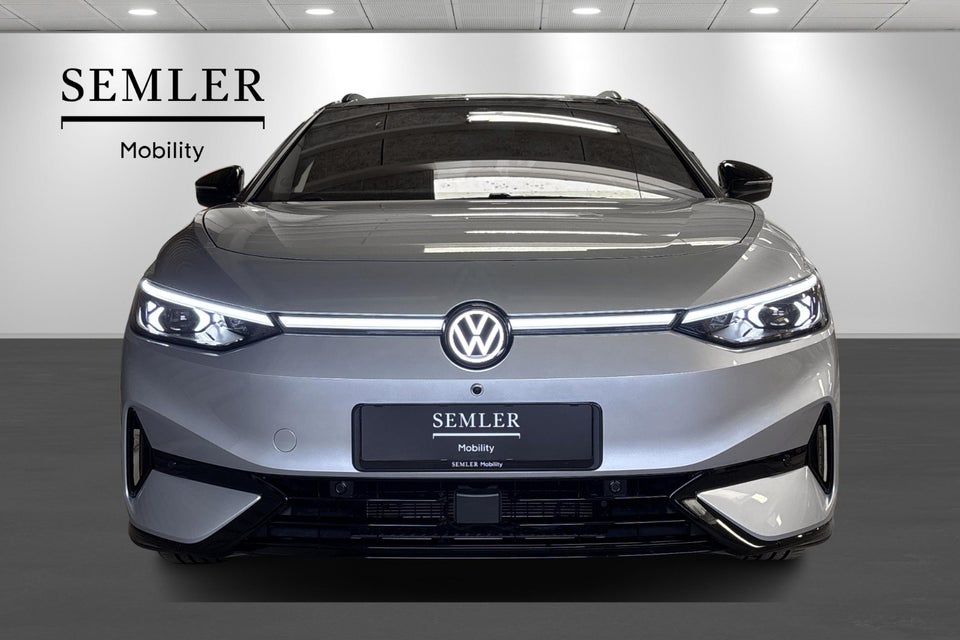 VW ID.7 77 Style+ Tourer 5d