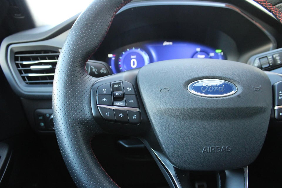 Ford Kuga 2,5 PHEV ST-Line X CVT 5d