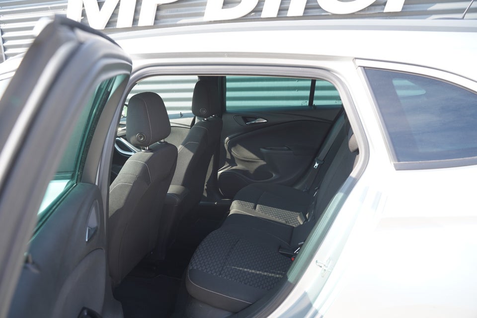 Opel Astra 1,0 T 105 Enjoy Sports Tourer 5d