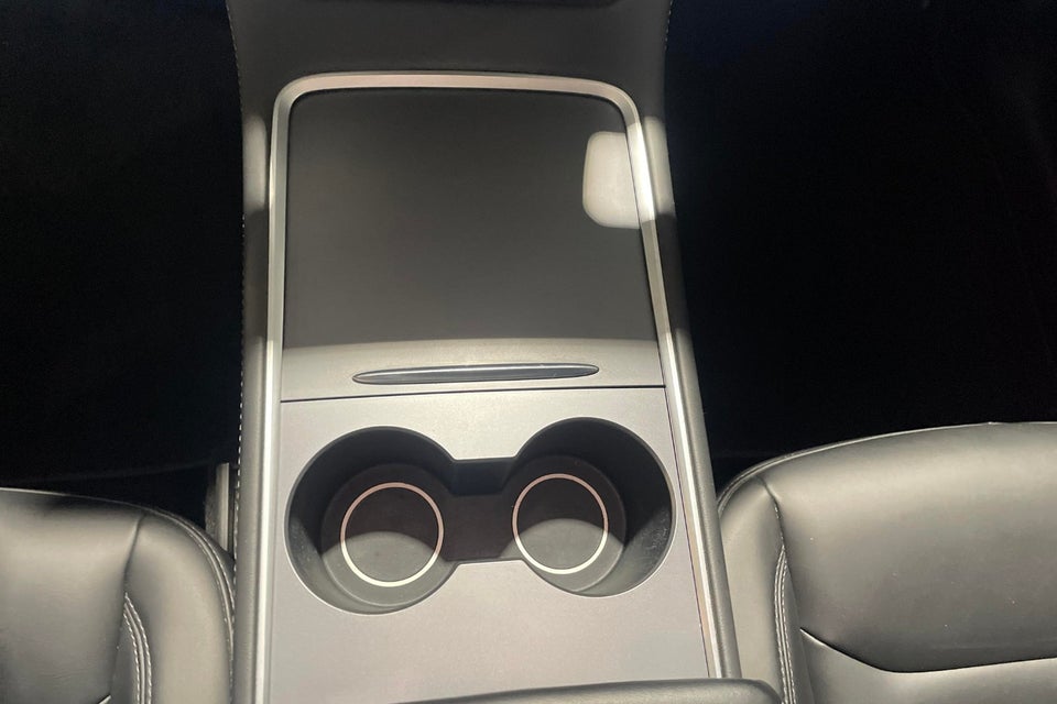 Tesla Model Y Performance AWD 5d