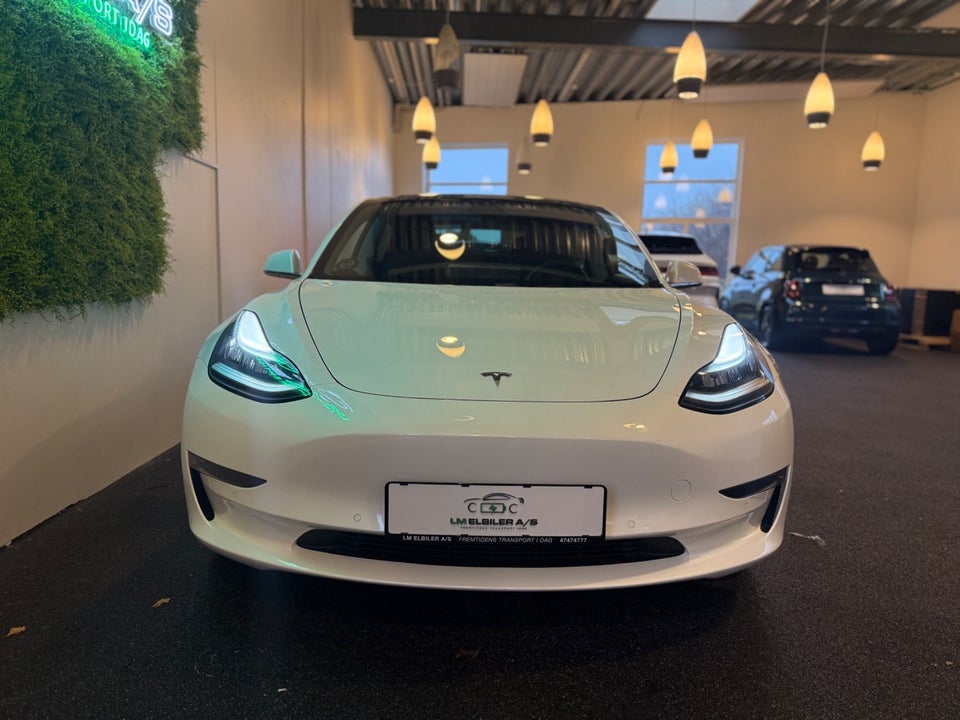 Tesla Model 3 Long Range AWD 4d