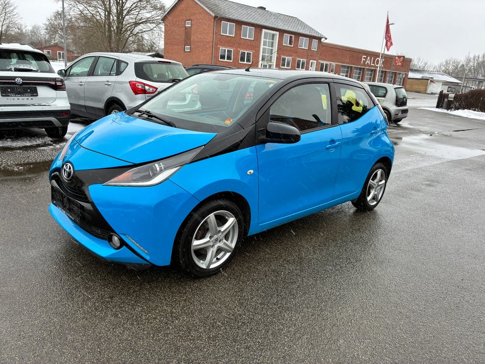 Toyota Aygo 1,0 VVT-i x-cite 5d