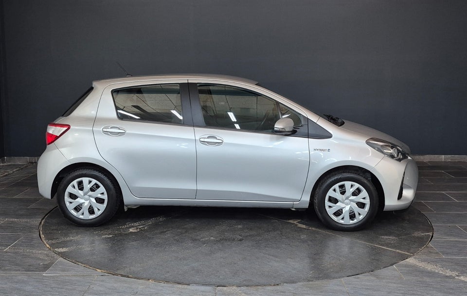 Toyota Yaris 1,5 Hybrid H2 e-CVT 5d