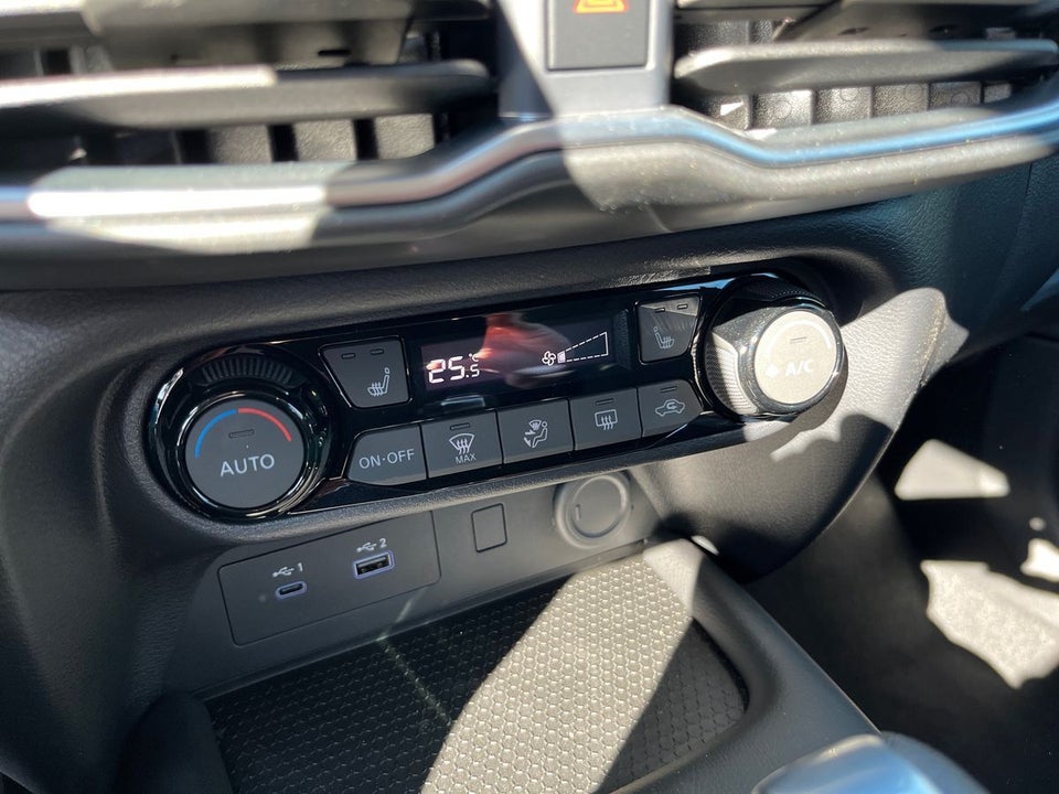 Nissan Juke 1,0 Dig-T 114 Acenta DCT 5d