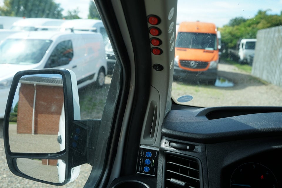 Ford Transit Custom 300L 2,0 TDCi 130 Trend