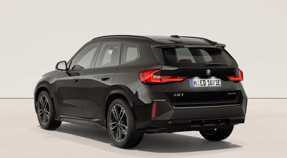 BMW iX1 xDrive30 Fully Charged M-Sport 5d