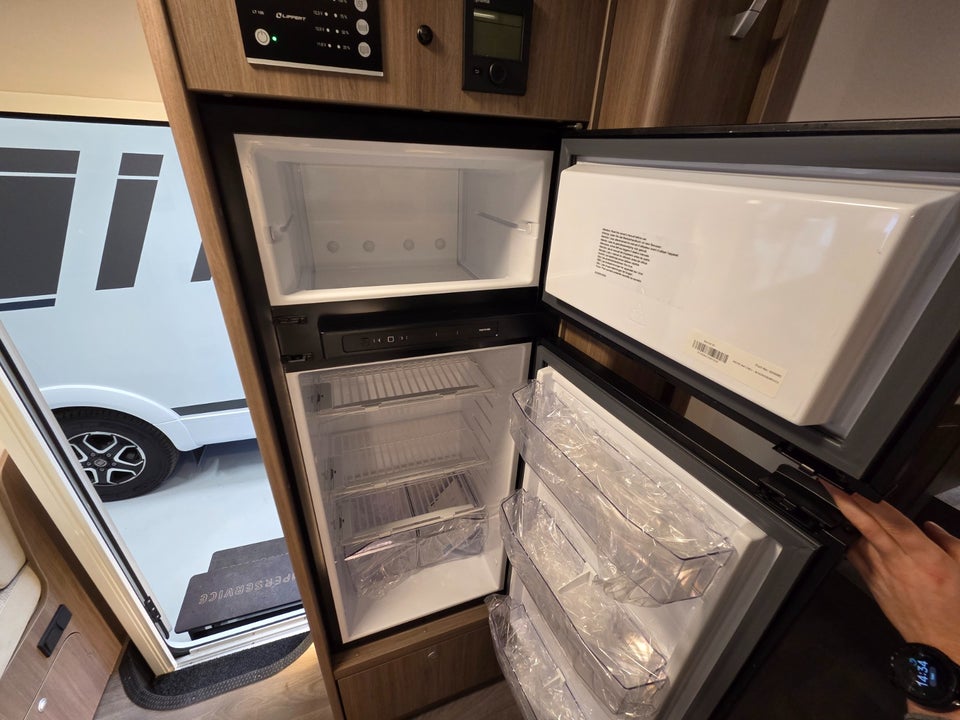 Carado I447 PRO+ 2,0 JTD 140 aut. 2d