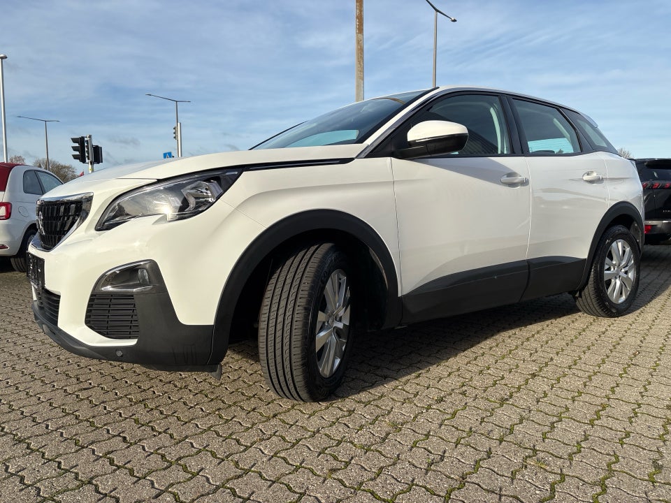 Peugeot 3008 1,2 PureTech 130 Strike 5d