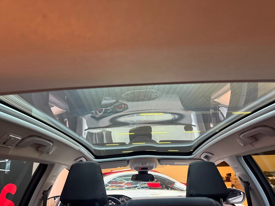 Peugeot 308 1,2 PureTech 130 Selection Sky SW 5d