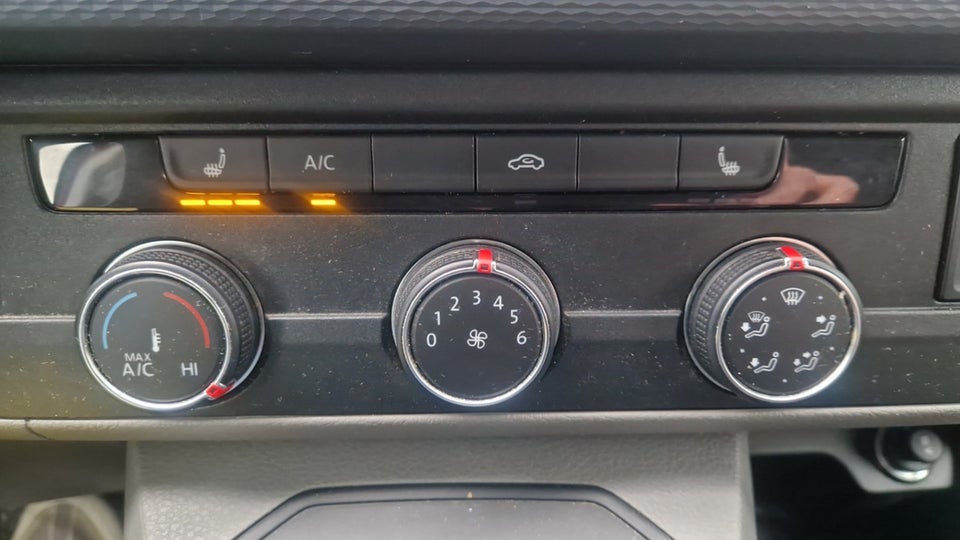 VW Transporter 2,0 TDi 150 Kassevogn DSG lang