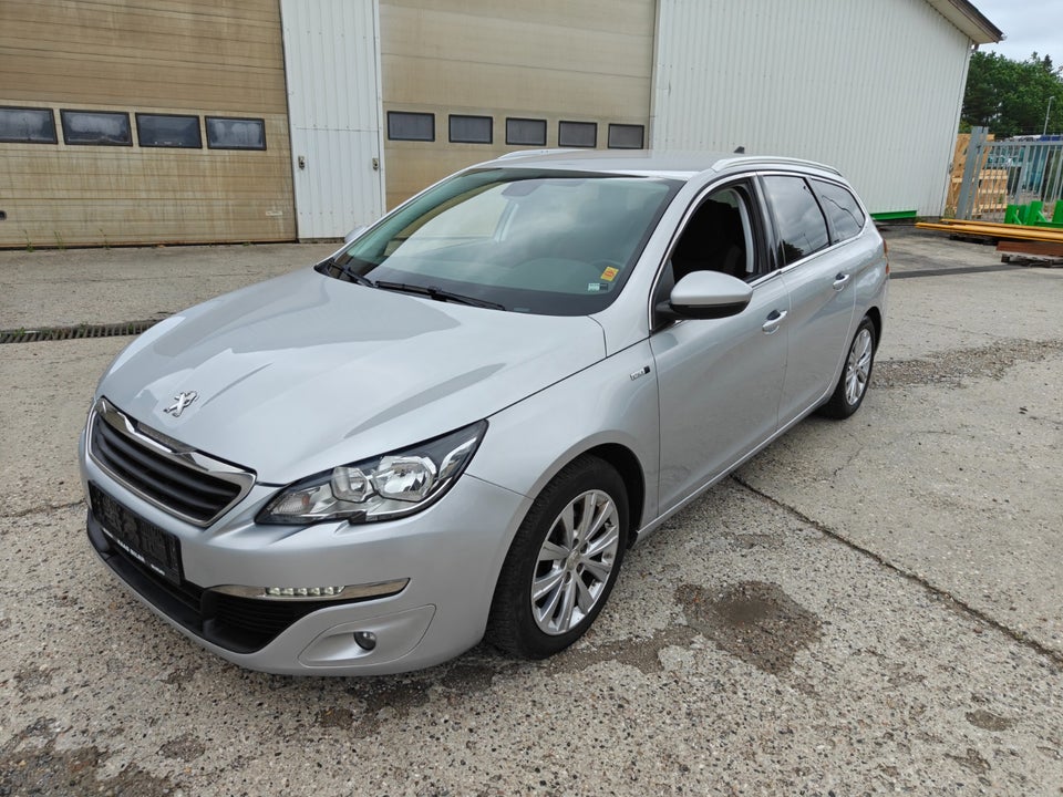 Peugeot 308 1,6 BlueHDi 120 Style Limited SW 5d