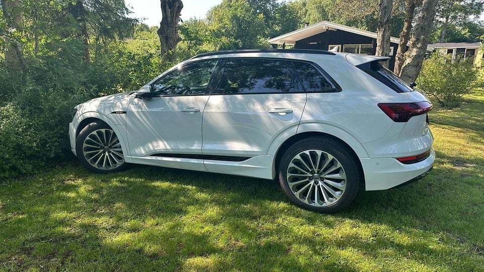 Audi e-tron 55 Advanced quattro 5d