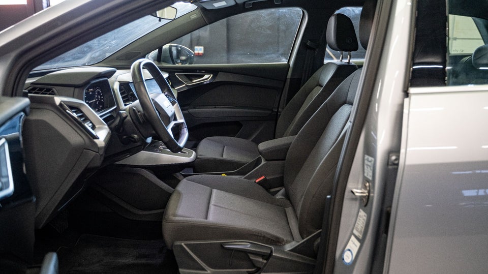 Audi Q4 e-tron 40  5d