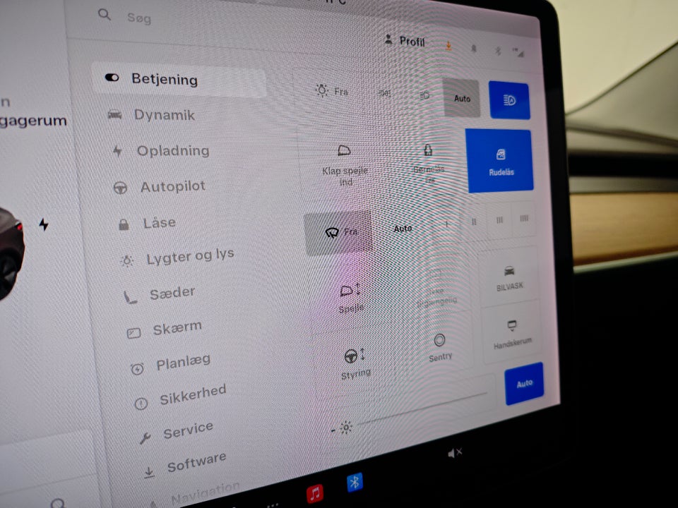 Tesla Model 3 Standard Range+ RWD 4d