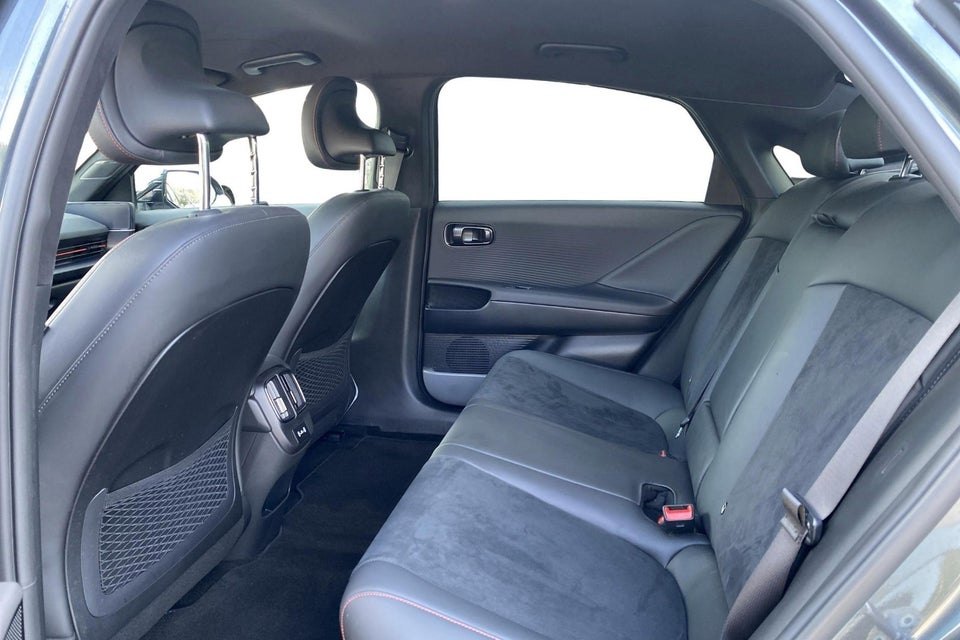 Hyundai Ioniq 6 84 N Line+ 4d