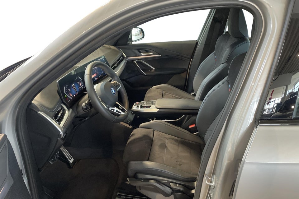 BMW iX1 eDrive20 M-Sport 5d