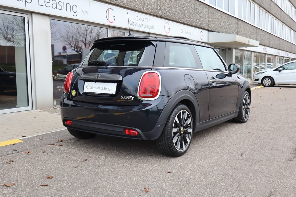 MINI Cooper SE Trim XL 3d